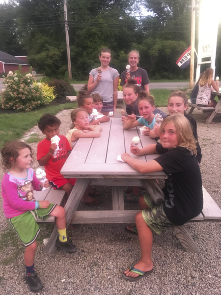 Here's the gang at our favorite ice cream place, cooling off after a long day of surfing in the sun, Mud City style.